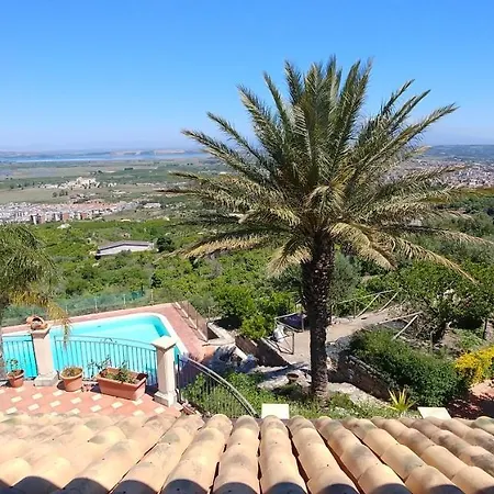 Casetta Con Piscina Fra Catania E Siracusa Holiday home *