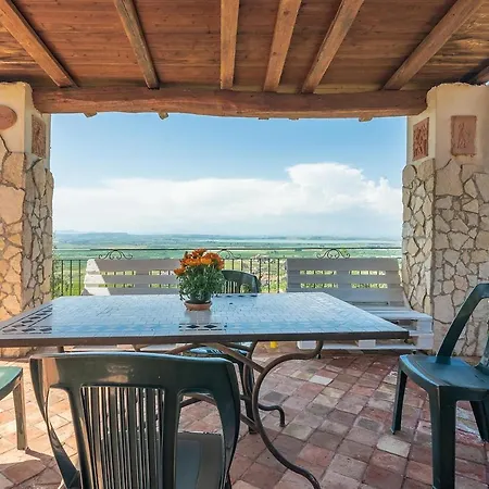 Holiday home Casetta Con Piscina Fra Catania E Siracusa