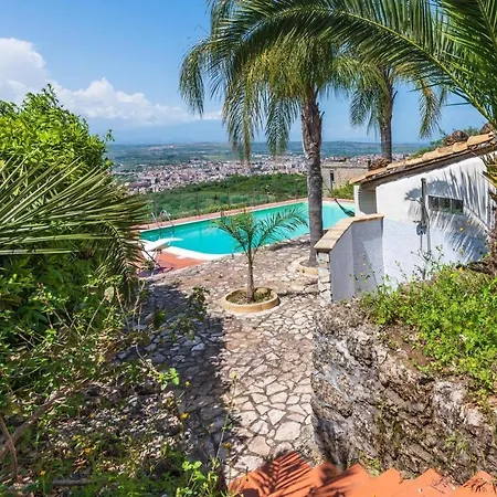 Holiday home Casetta Con Piscina Fra Catania E Siracusa Lentini