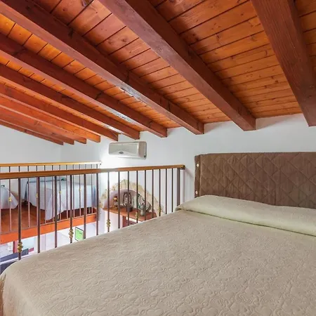 Holiday home Casetta Con Piscina Fra Catania E Siracusa *