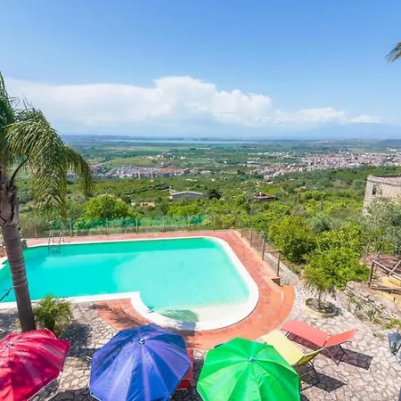 Casetta Con Piscina Fra Catania E Siracusa Lentini